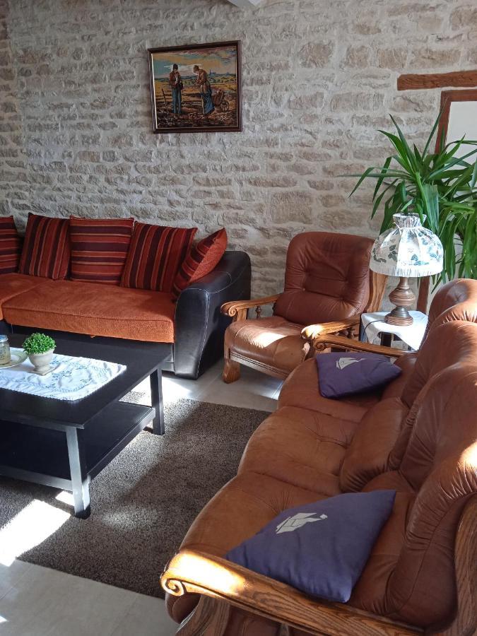 Spacieuse Maison De Mamie ! Pouilly-en-Auxois Kültér fotó